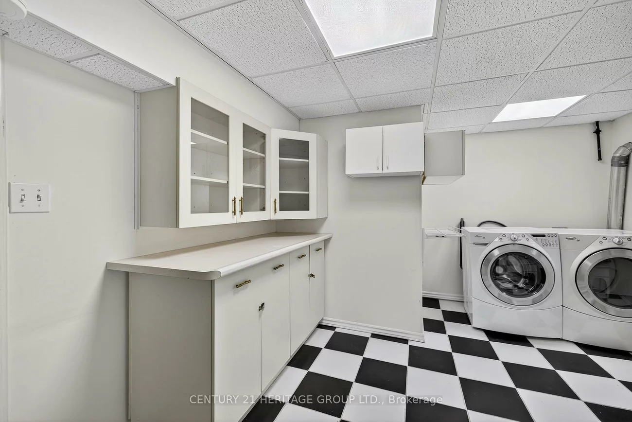 49, Bayview, Huron Heights-Leslie Valley, Newmarket