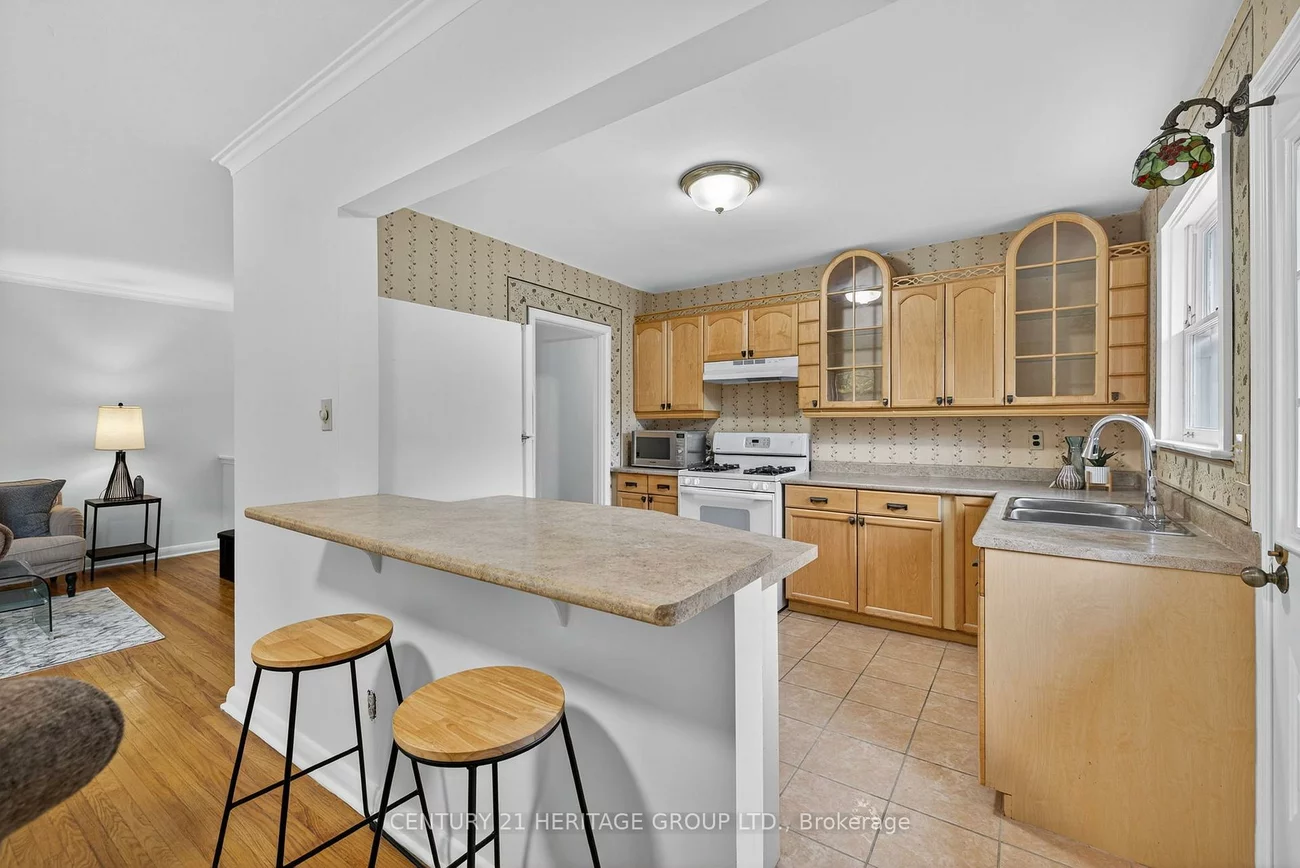 49, Bayview, Huron Heights-Leslie Valley, Newmarket