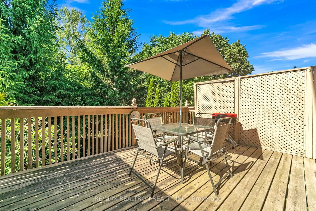 541, Bondi, Gorham-College Manor, Newmarket