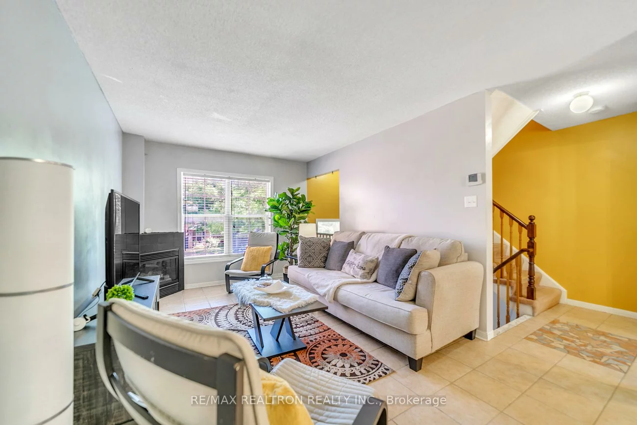 541, Bondi, Gorham-College Manor, Newmarket
