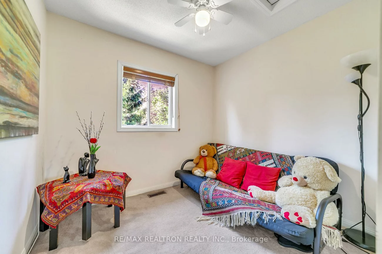 541, Bondi, Gorham-College Manor, Newmarket