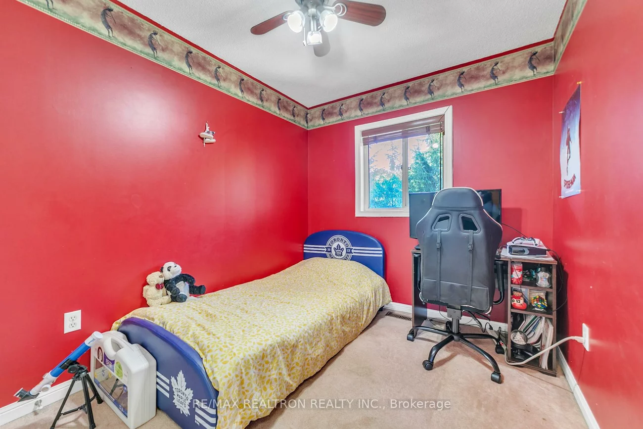 541, Bondi, Gorham-College Manor, Newmarket