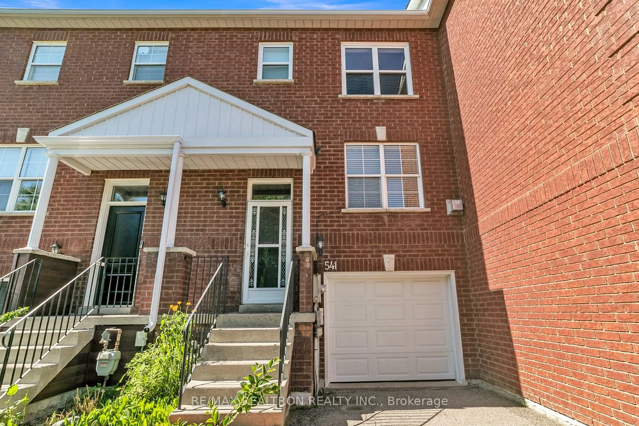 541, Bondi, Gorham-College Manor, Newmarket