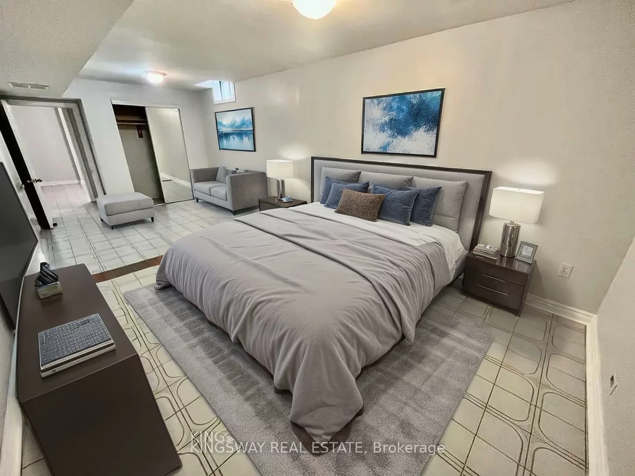 325, Salisbury, Bristol-London, Newmarket