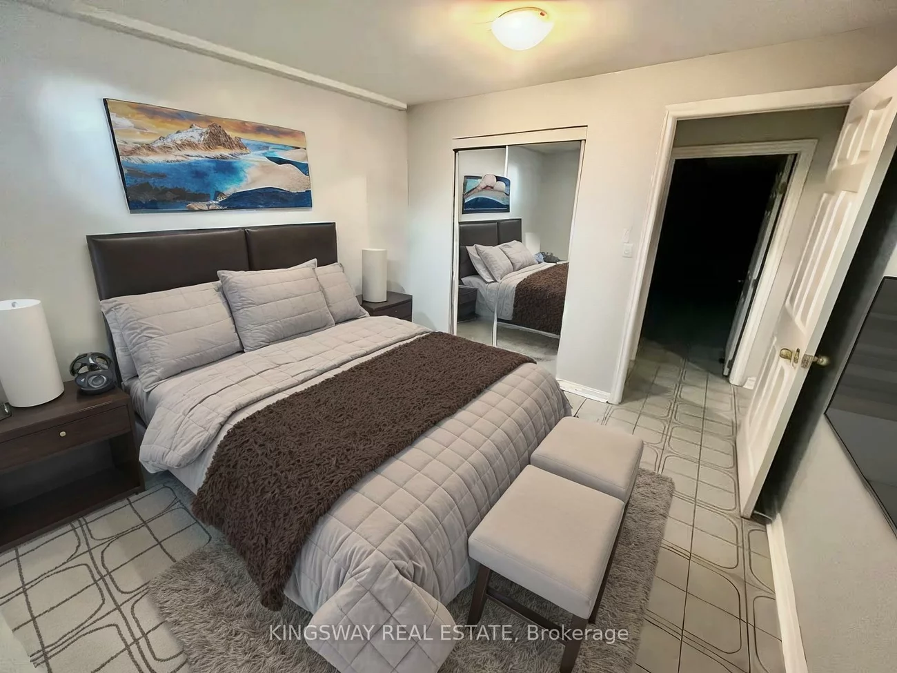 325, Salisbury, Bristol-London, Newmarket