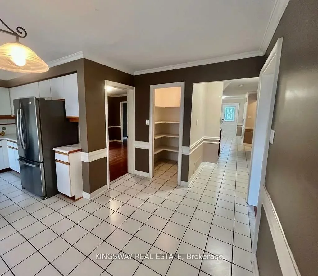 325, Salisbury, Bristol-London, Newmarket