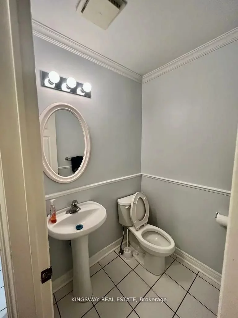 325, Salisbury, Bristol-London, Newmarket