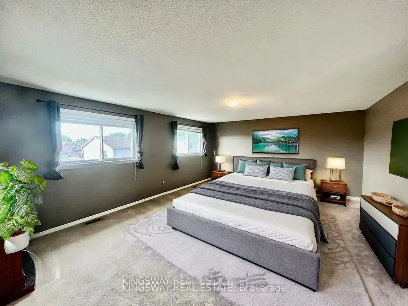 325, Salisbury, Bristol-London, Newmarket