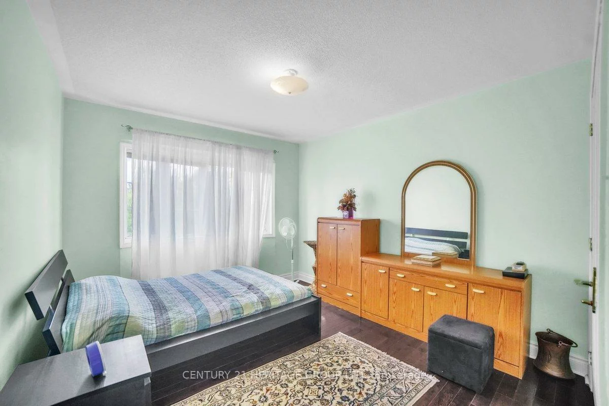 765, Dillman, Stonehaven-Wyndham, Newmarket