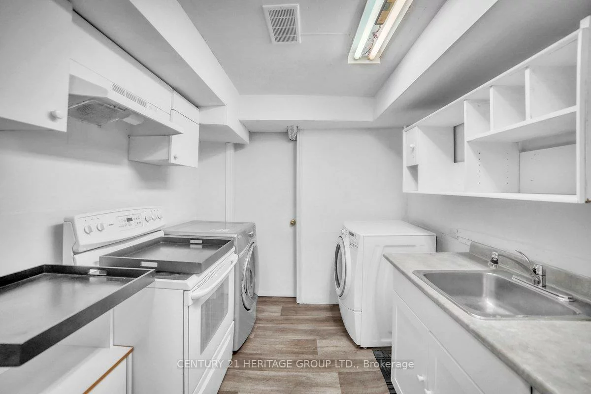 765, Dillman, Stonehaven-Wyndham, Newmarket