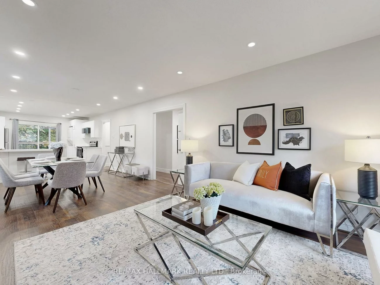 138, Armitage, Central Newmarket, Newmarket