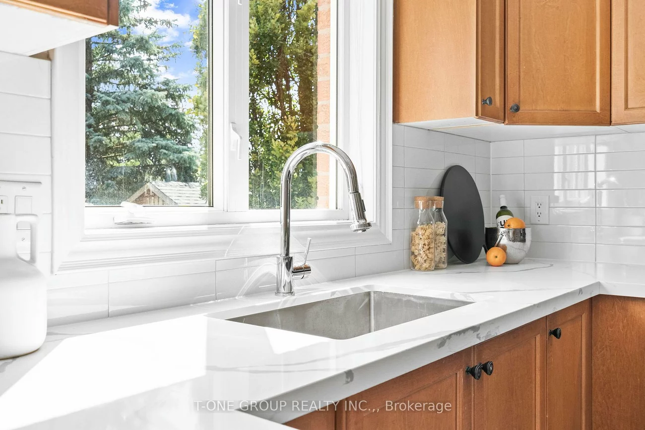 1022, Ivsbridge, Stonehaven-Wyndham, Newmarket