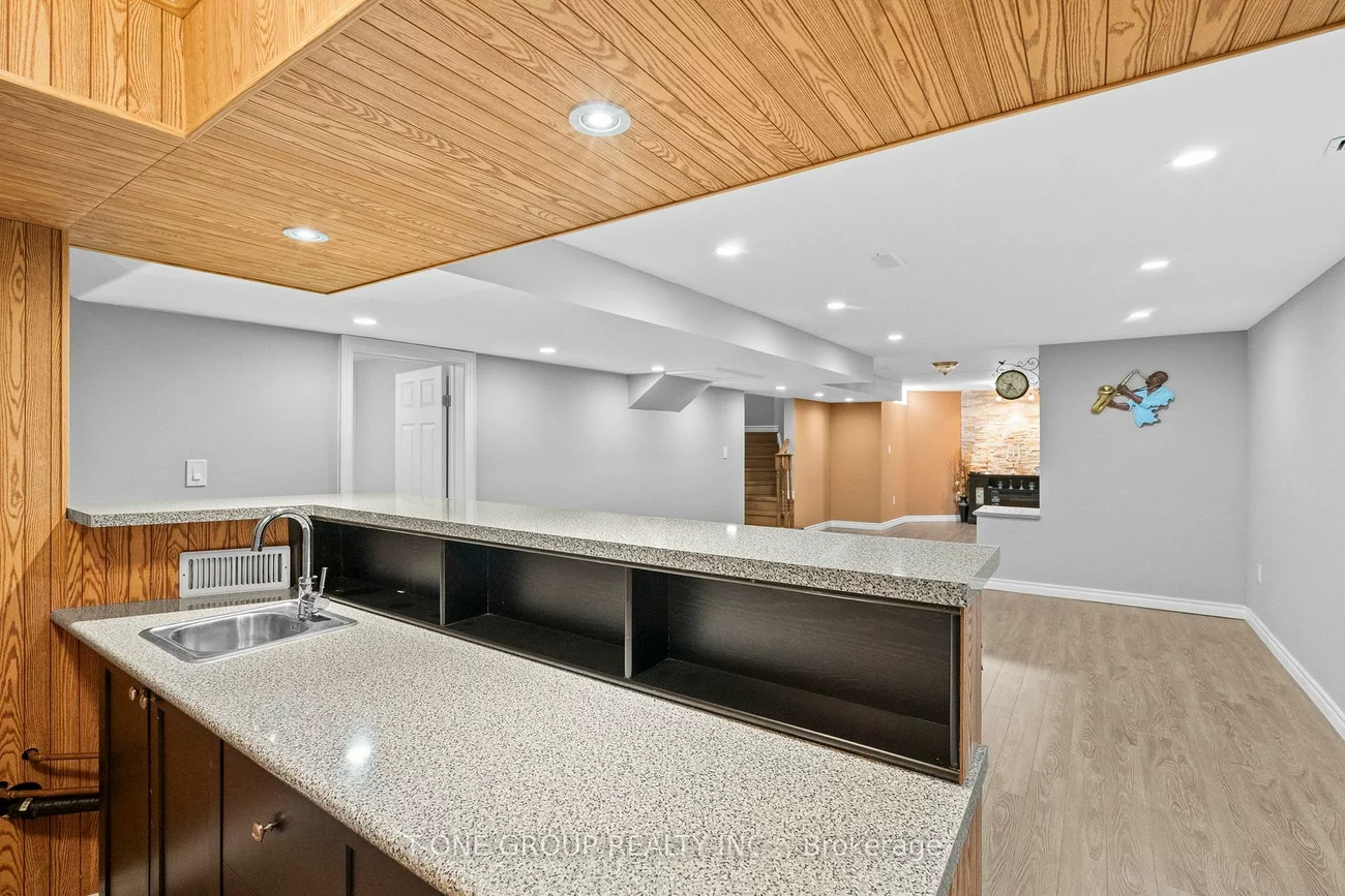 1022, Ivsbridge, Stonehaven-Wyndham, Newmarket