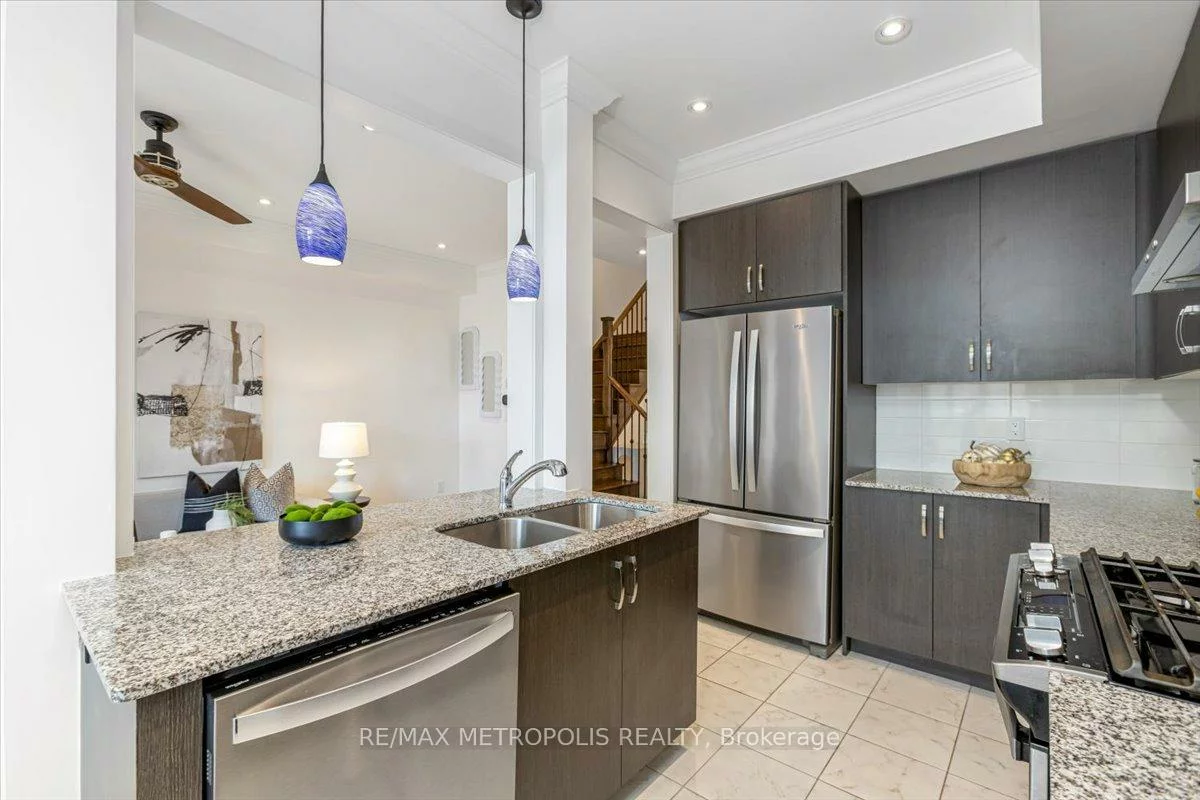 82, Dundonald, Glenway Estates, Newmarket