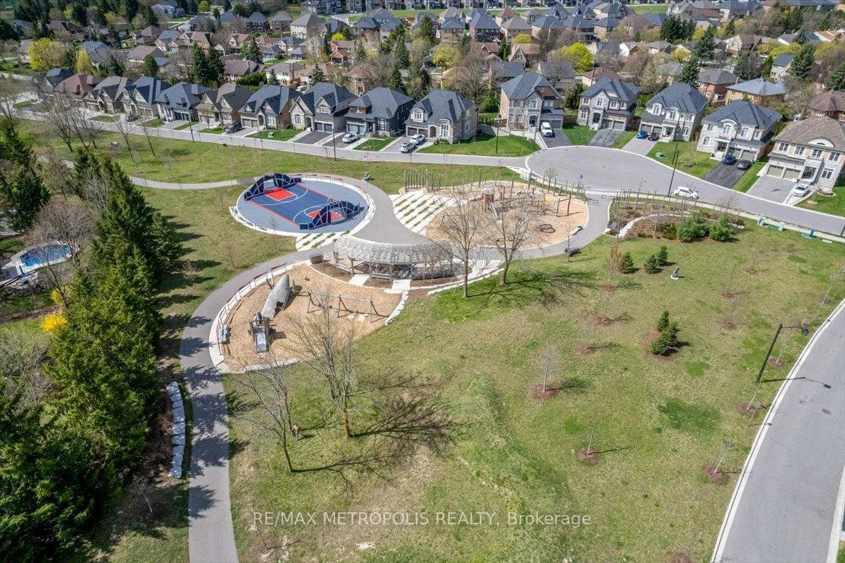 82, Dundonald, Glenway Estates, Newmarket