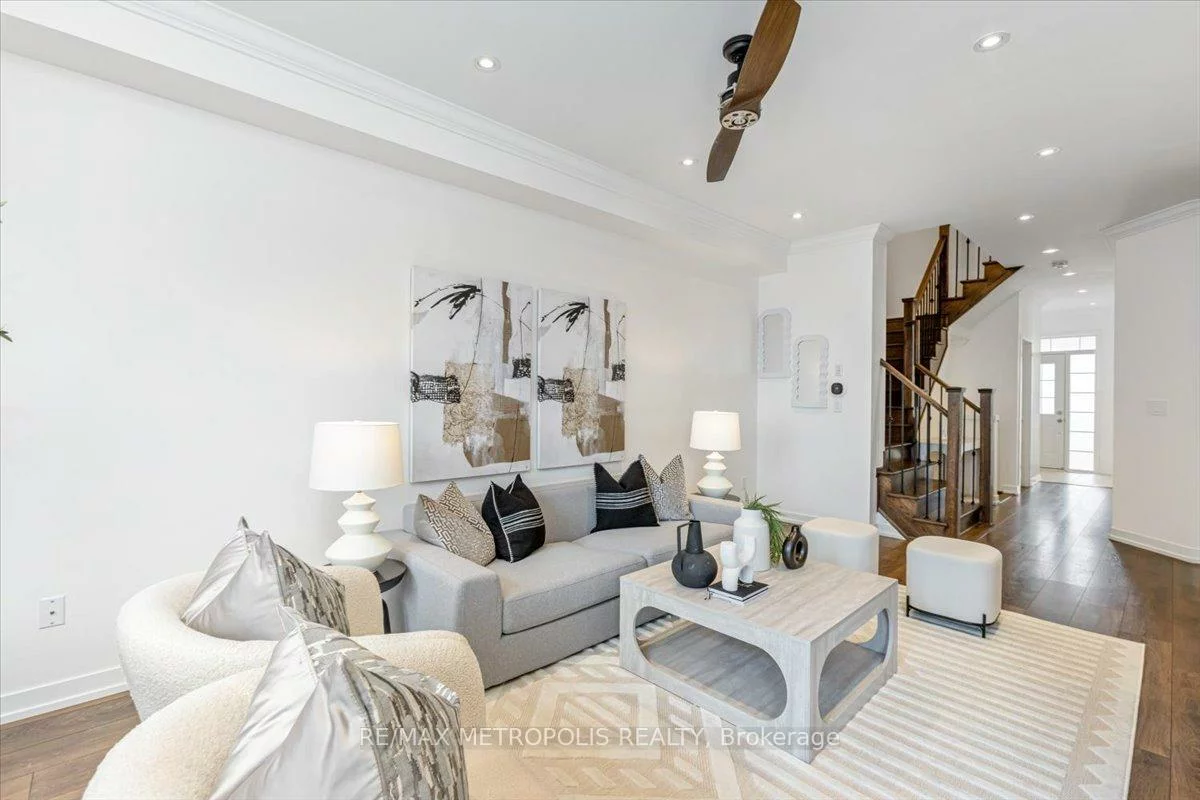 82, Dundonald, Glenway Estates, Newmarket