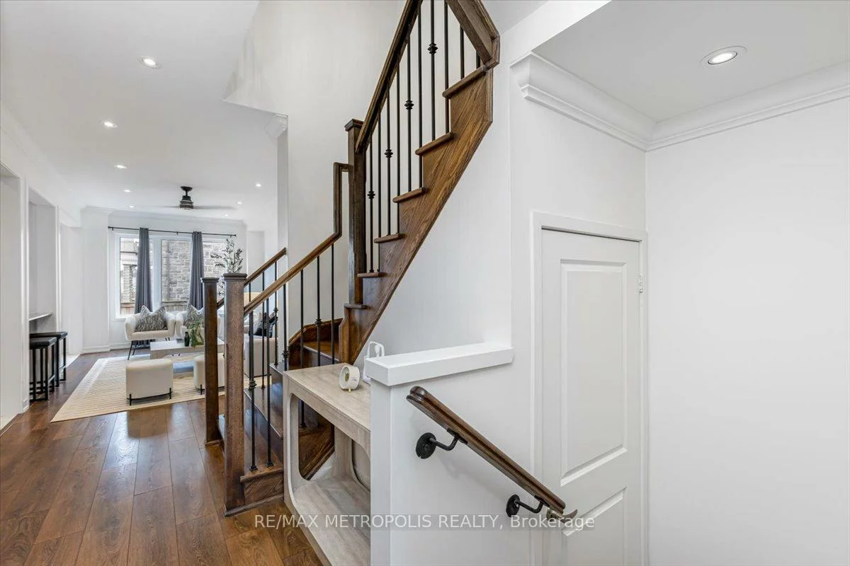 82, Dundonald, Glenway Estates, Newmarket