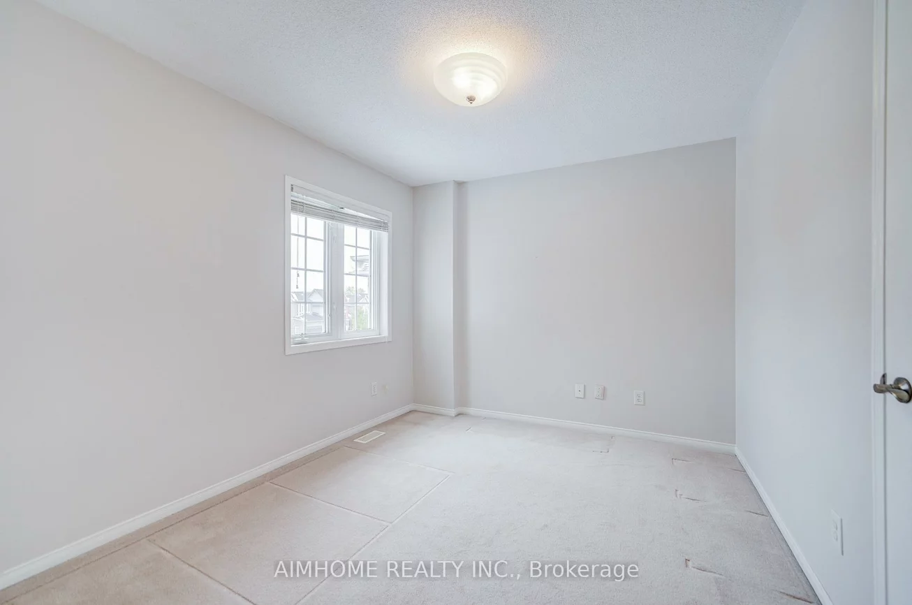 562, Mcbean, Stonehaven-Wyndham, Newmarket