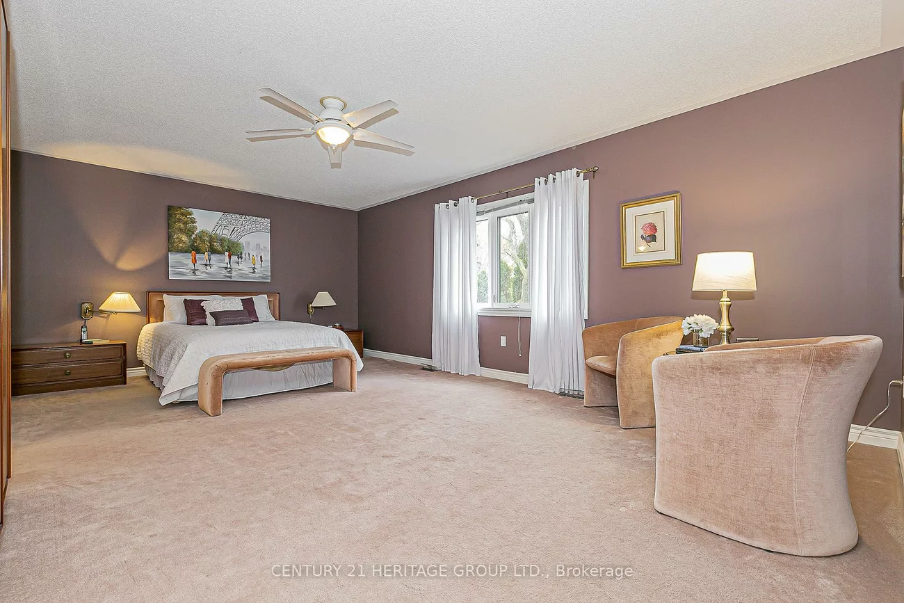 668, Chaleur, Stonehaven-Wyndham, Newmarket