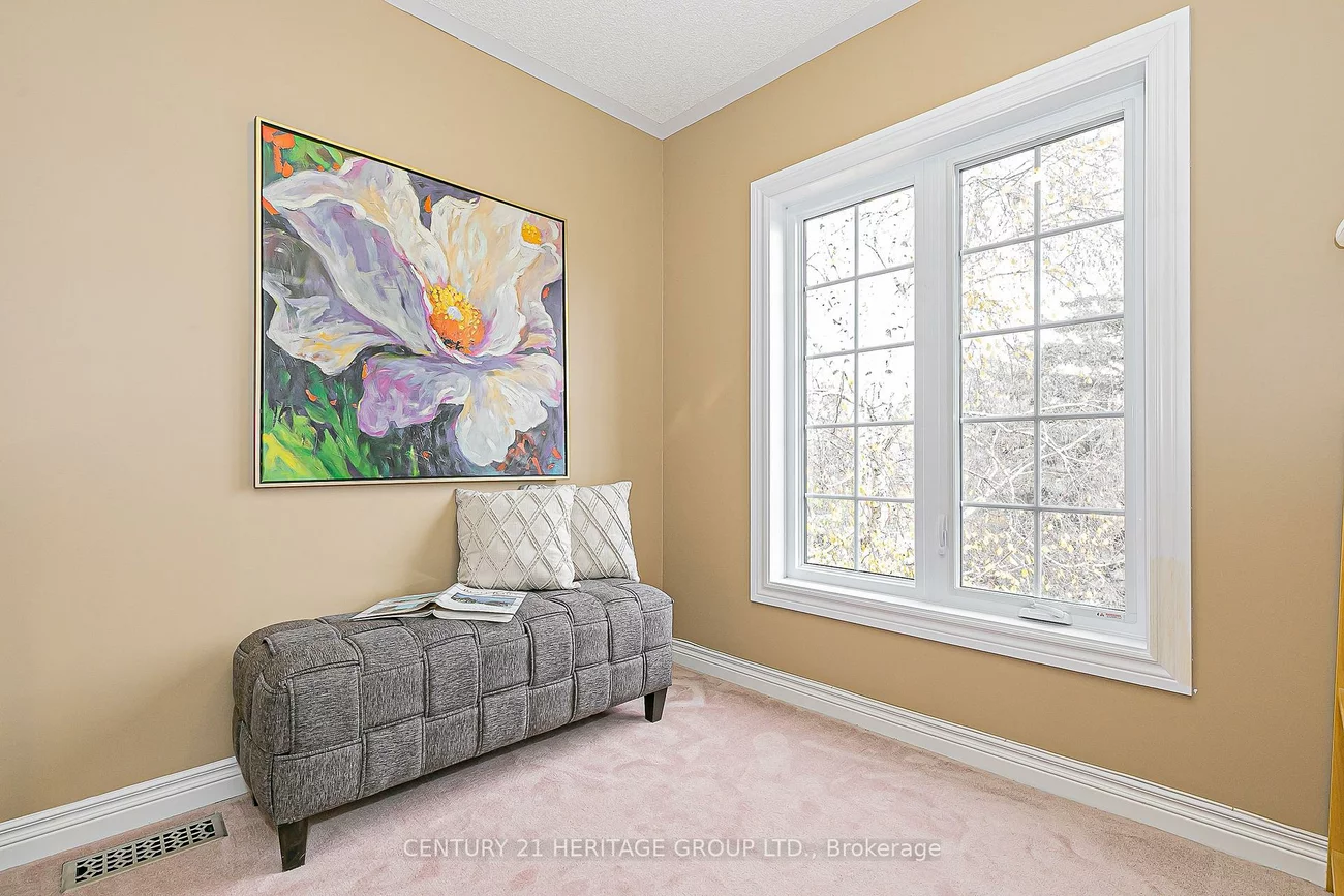 668, Chaleur, Stonehaven-Wyndham, Newmarket