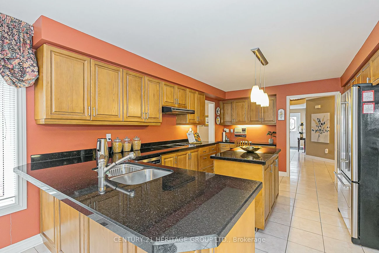 668, Chaleur, Stonehaven-Wyndham, Newmarket