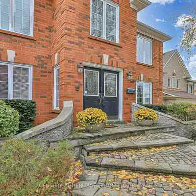 668, Chaleur, Stonehaven-Wyndham, Newmarket