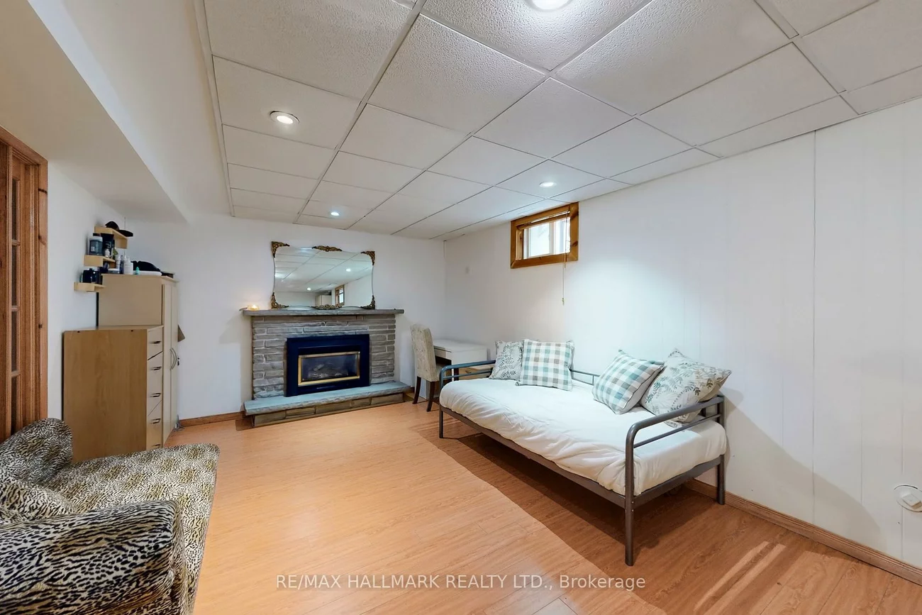 83, Beswick, Central Newmarket, Newmarket