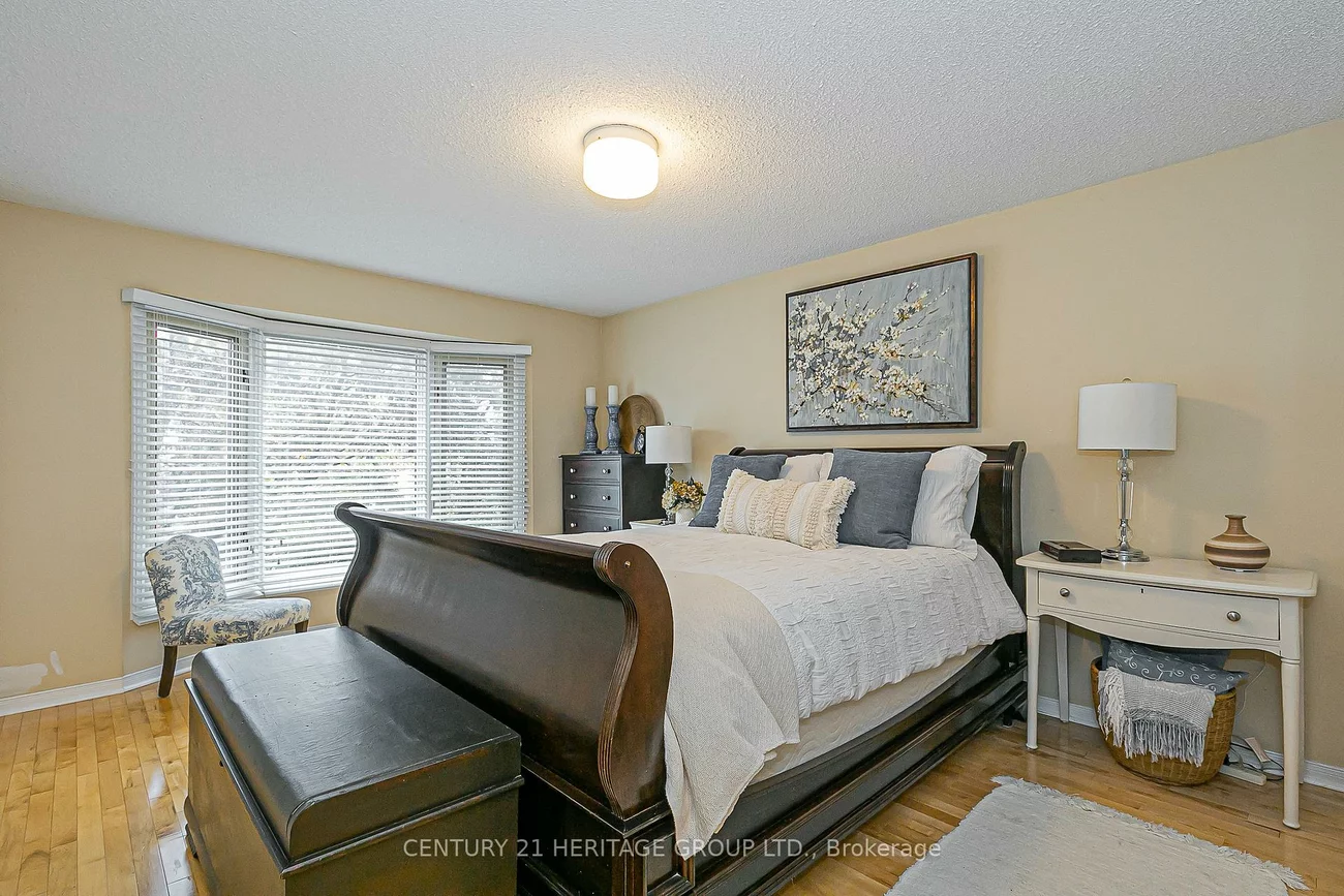 124, John Bowser, Glenway Estates, Newmarket