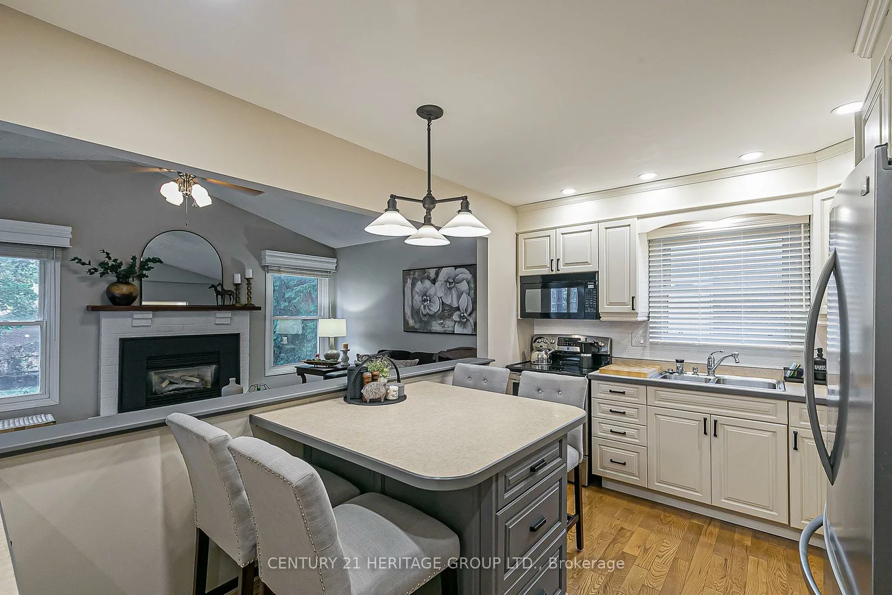 124, John Bowser, Glenway Estates, Newmarket