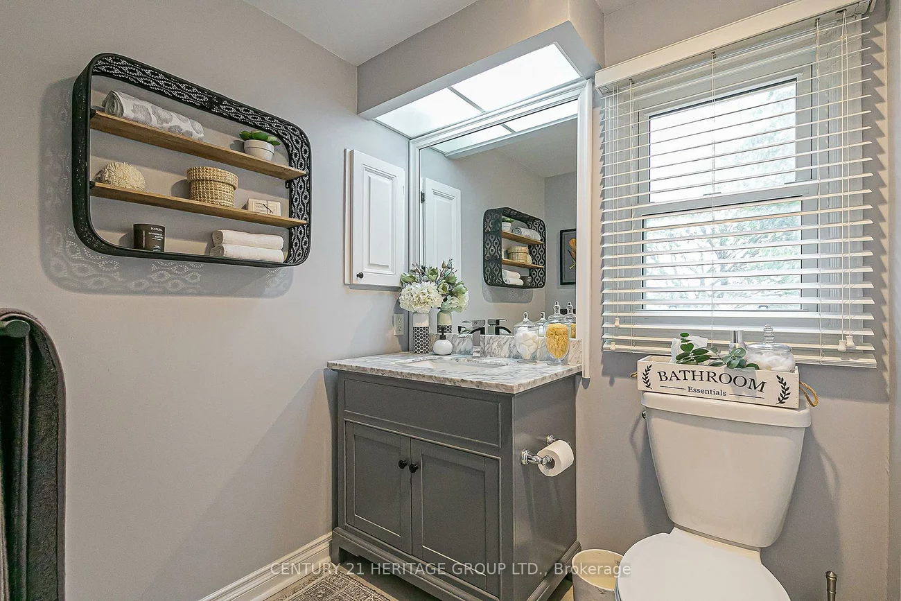 124, John Bowser, Glenway Estates, Newmarket