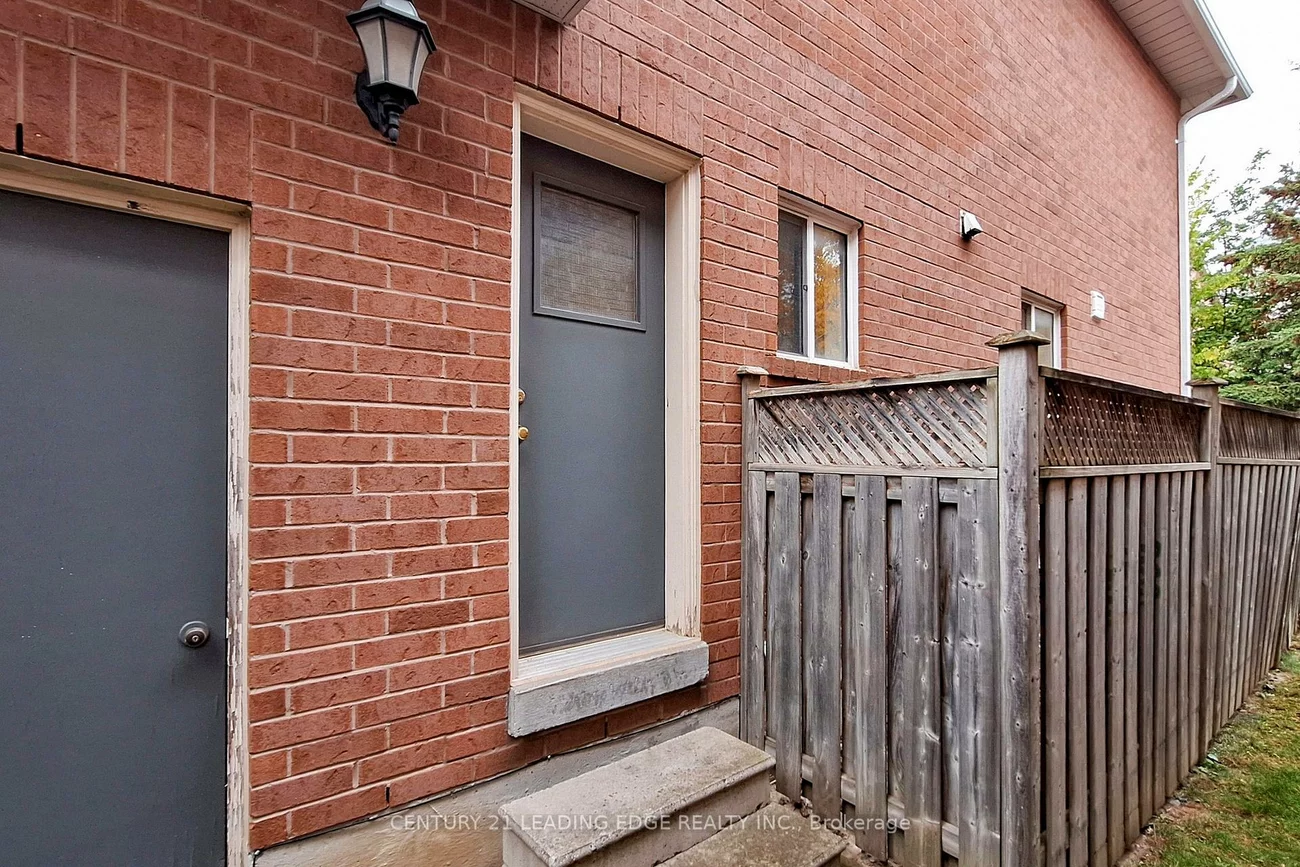 851, Hilton, Stonehaven-Wyndham, Newmarket