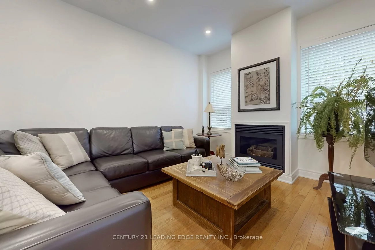 851, Hilton, Stonehaven-Wyndham, Newmarket