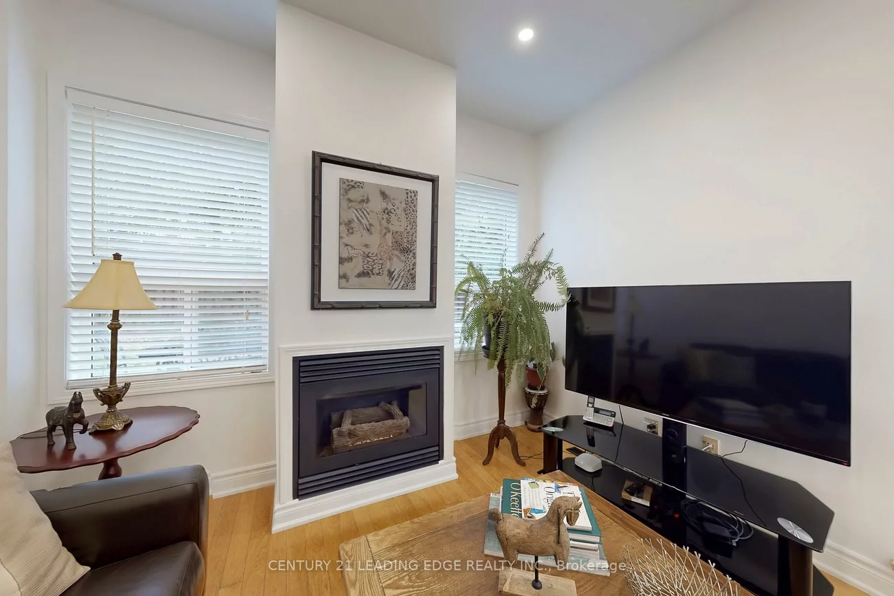 851, Hilton, Stonehaven-Wyndham, Newmarket