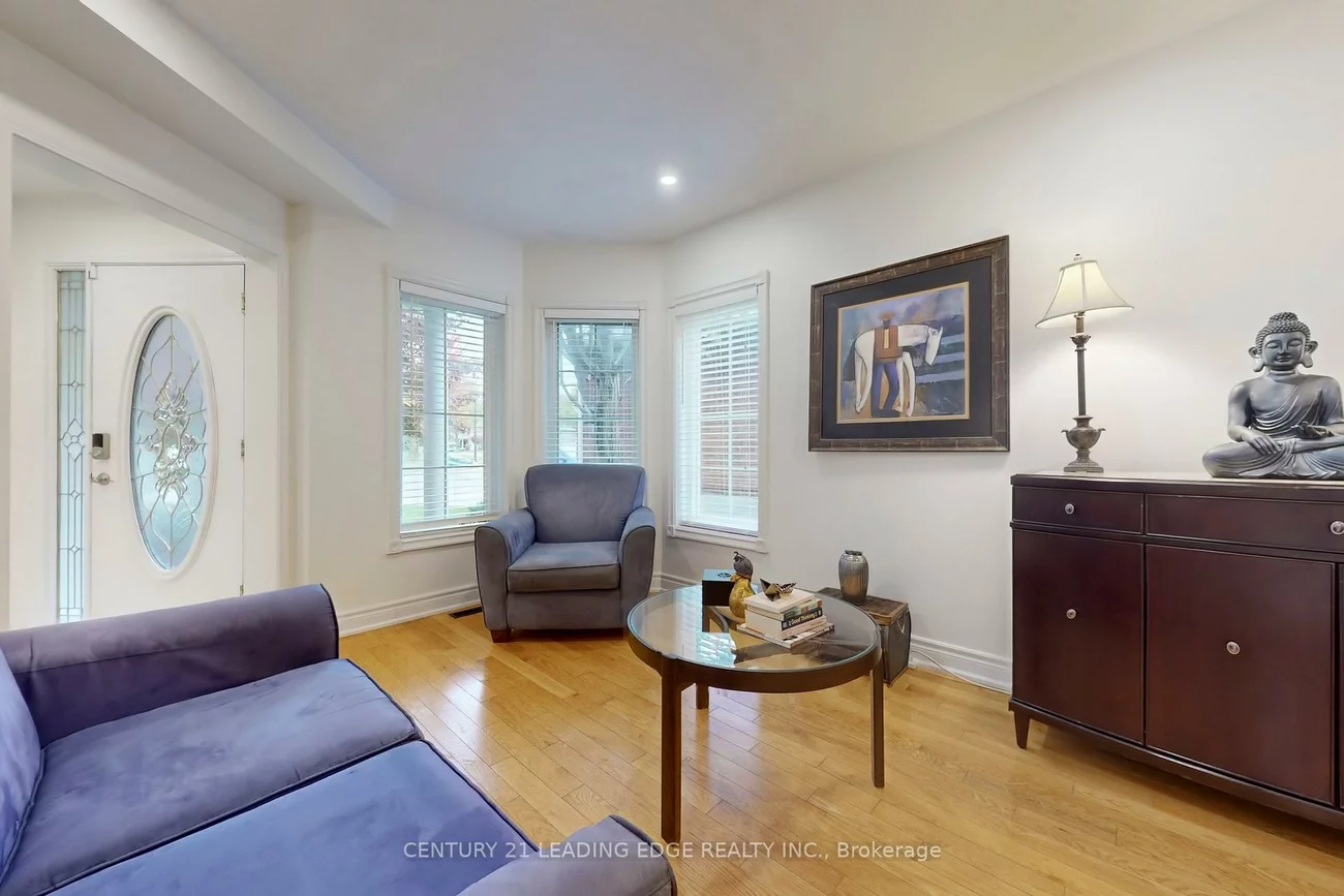 851, Hilton, Stonehaven-Wyndham, Newmarket