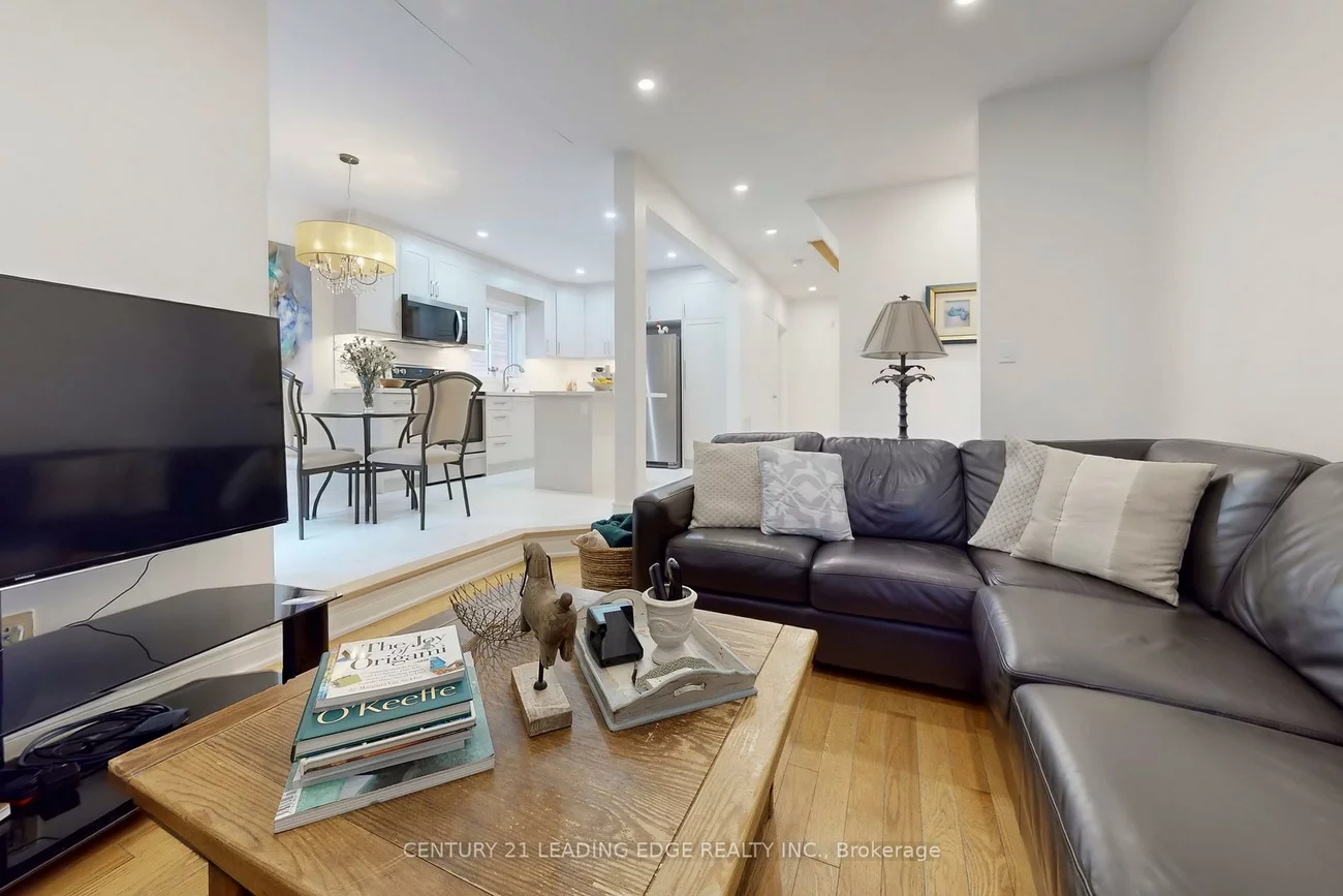 851, Hilton, Stonehaven-Wyndham, Newmarket