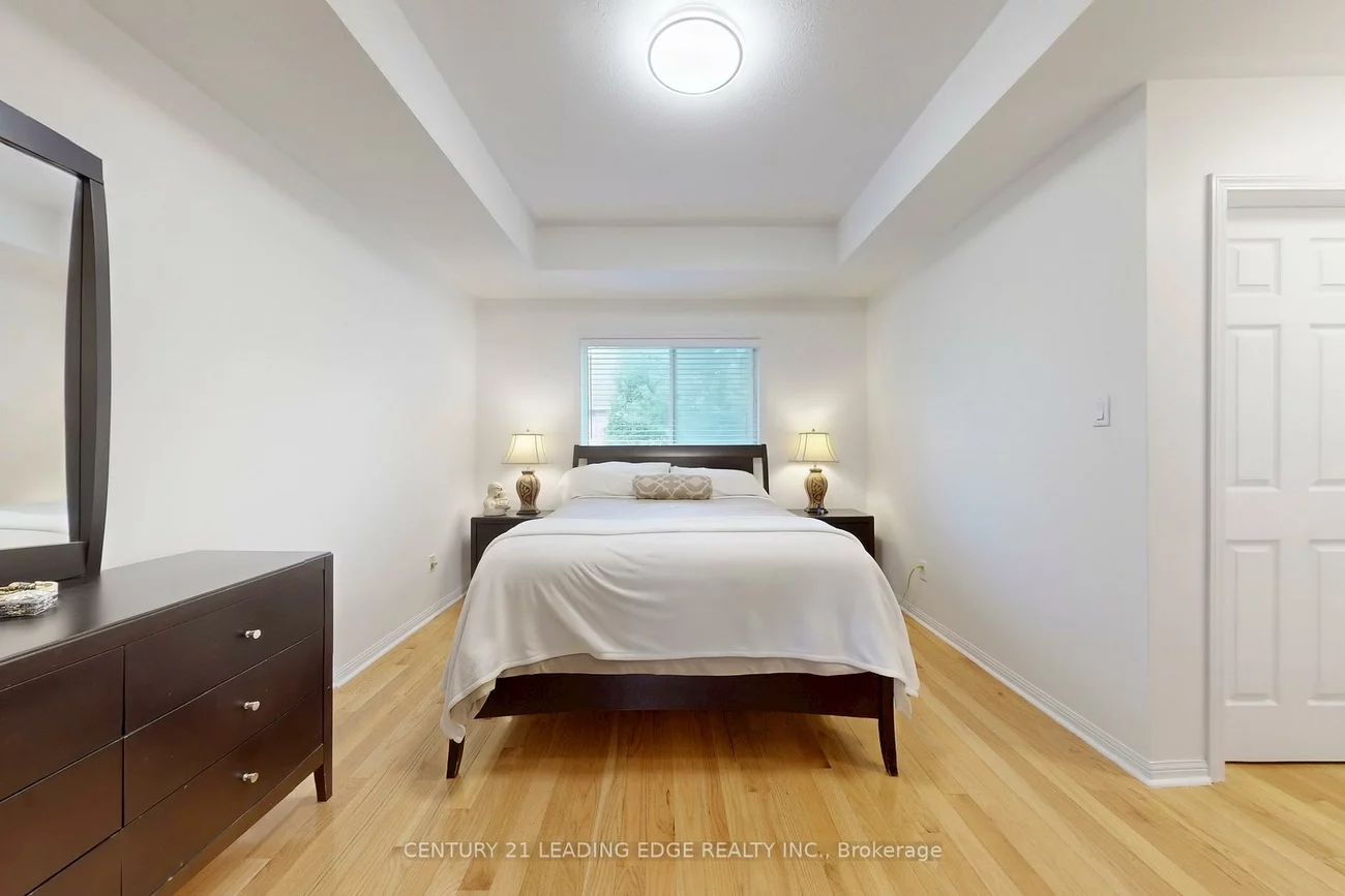 851, Hilton, Stonehaven-Wyndham, Newmarket