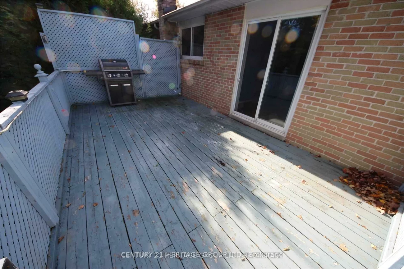 717, Jackson, Huron Heights-Leslie Valley, Newmarket