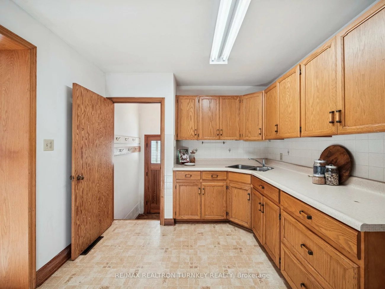 736, Grace, Gorham-College Manor, Newmarket