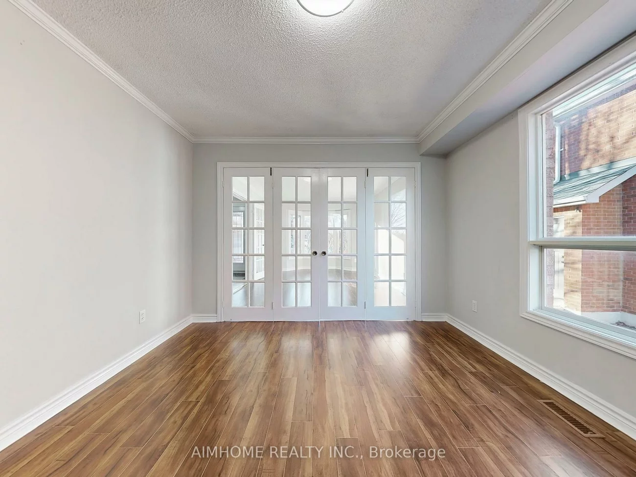 207, Kensit, Armitage, Newmarket