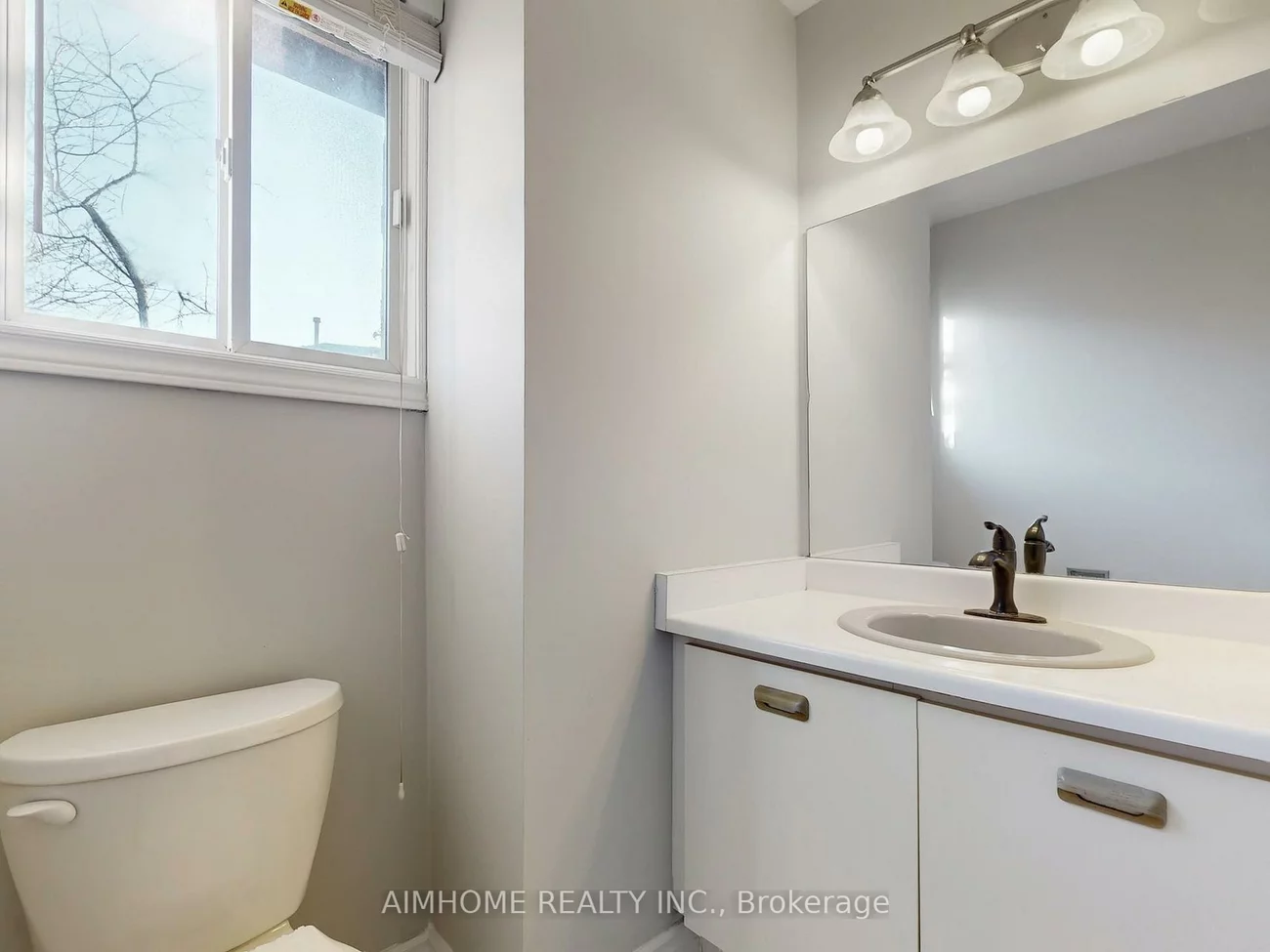 207, Kensit, Armitage, Newmarket