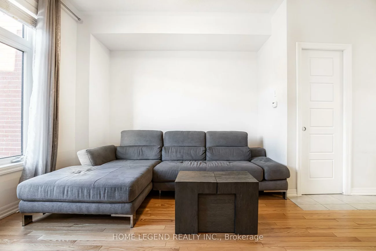 123, Bravo, Woodland Hill, Newmarket