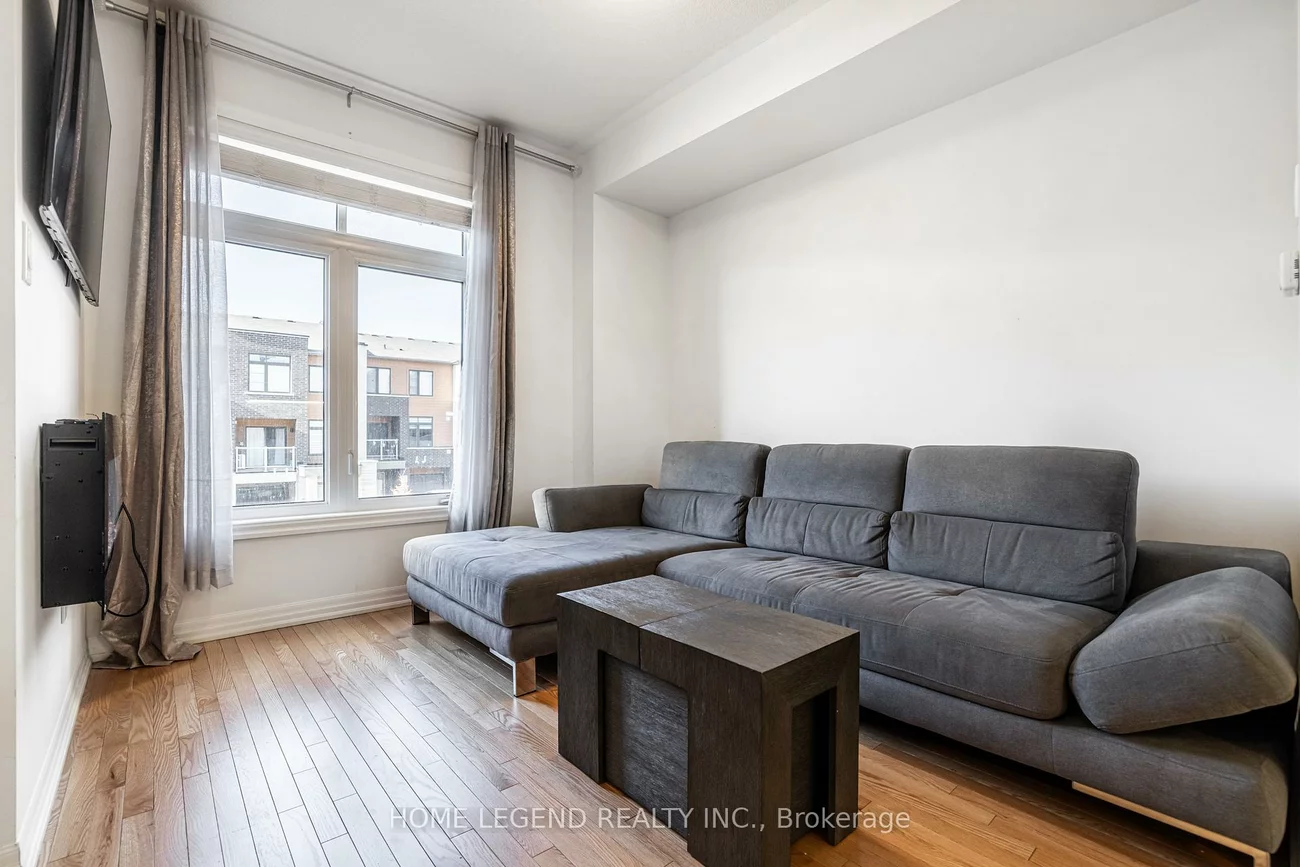 123, Bravo, Woodland Hill, Newmarket