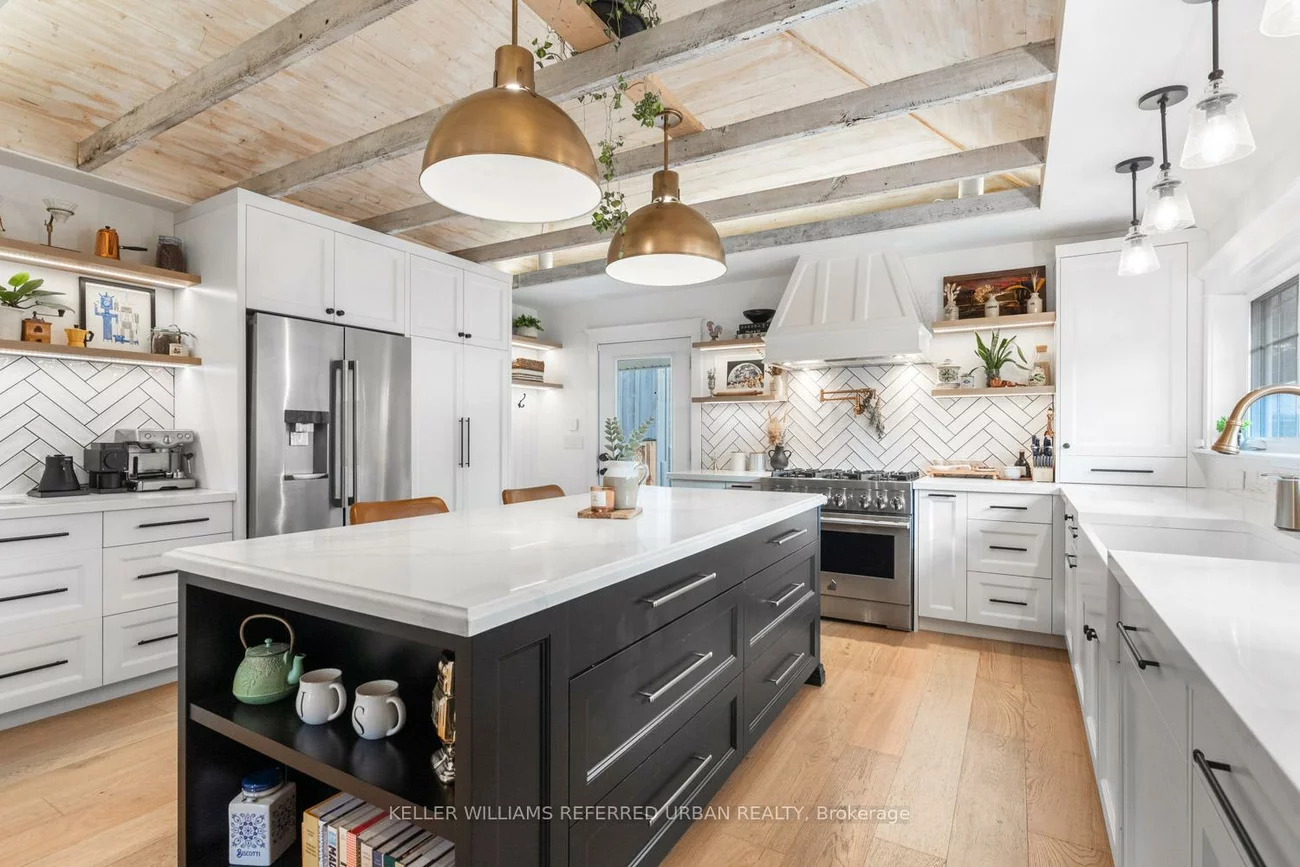 93, Concession, Central Newmarket, Newmarket