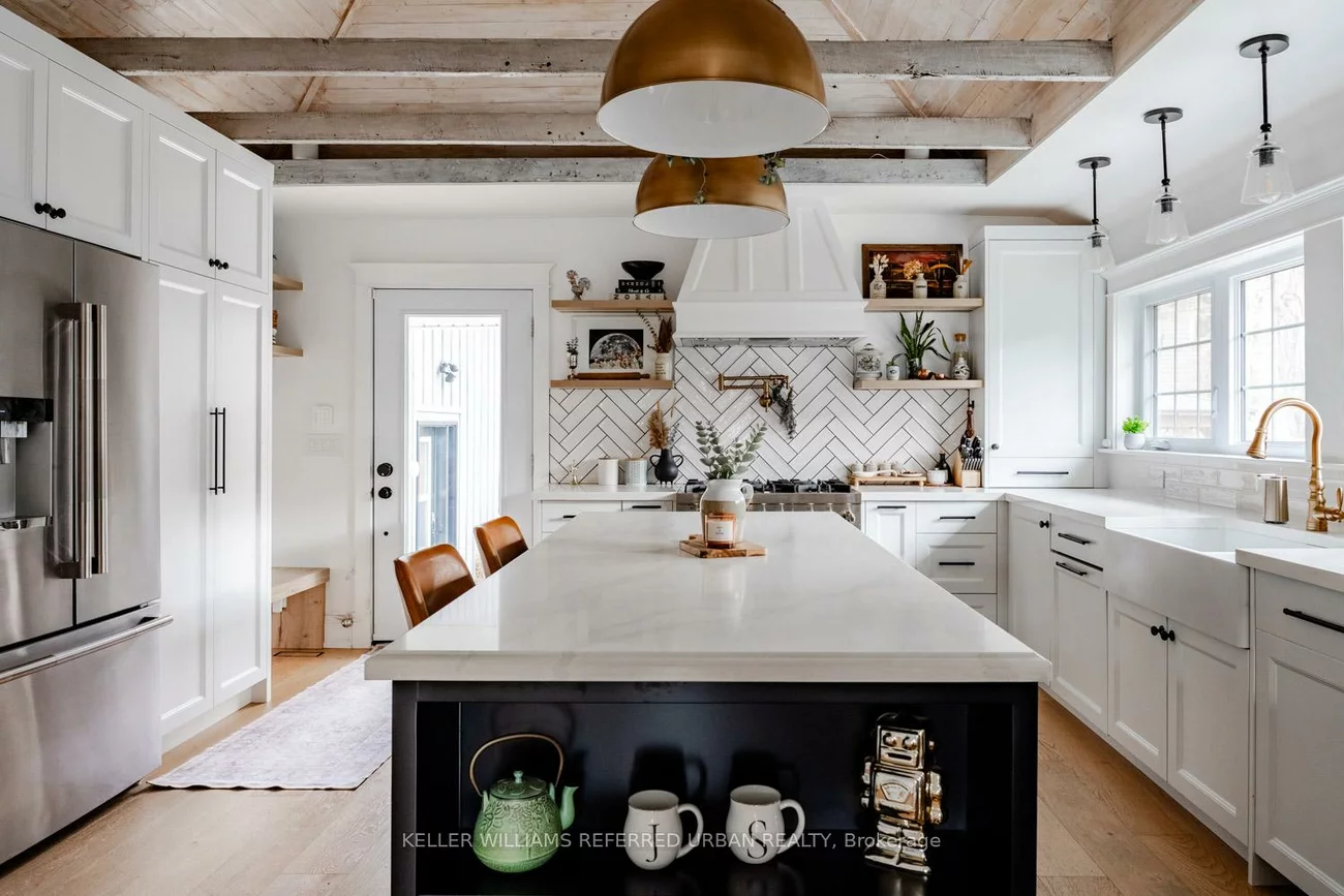 93, Concession, Central Newmarket, Newmarket