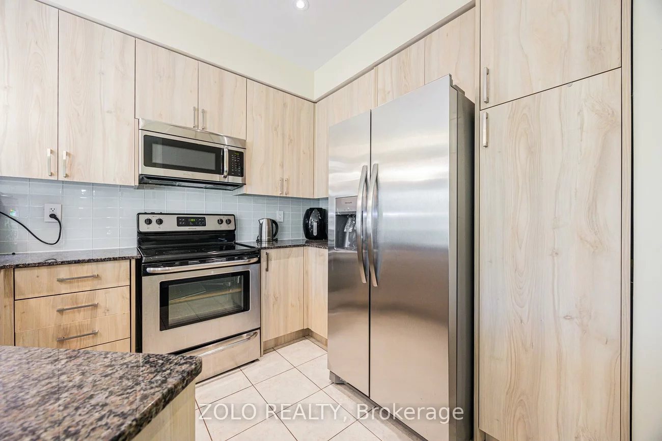 235, Appleton, Central Newmarket, Newmarket