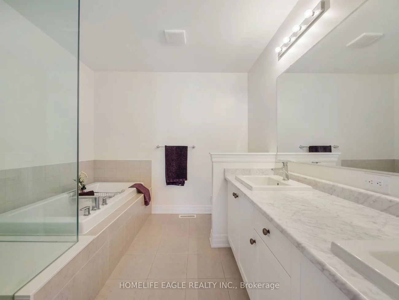 20, Vantage, Woodland Hill, Newmarket