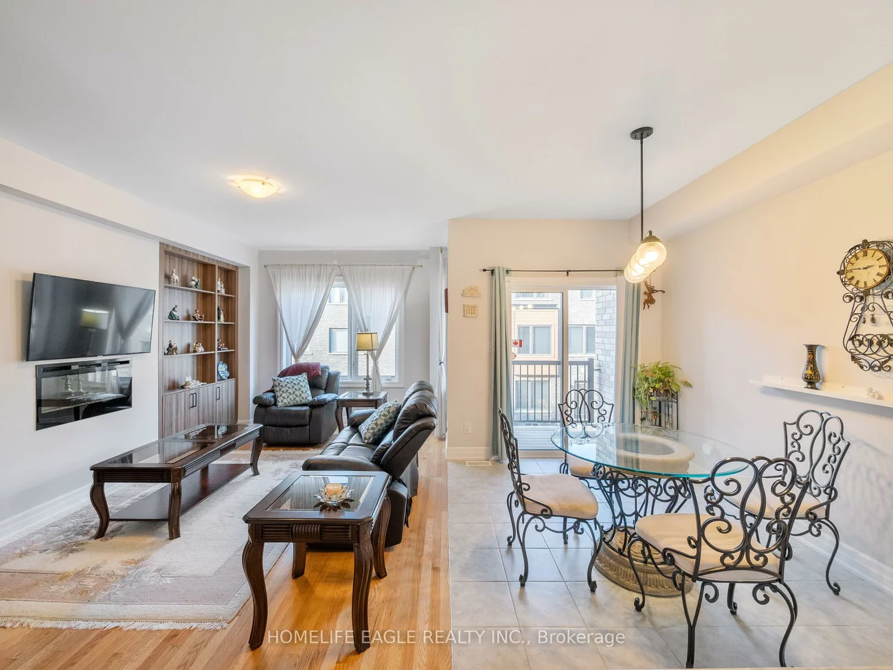 20, Vantage, Woodland Hill, Newmarket