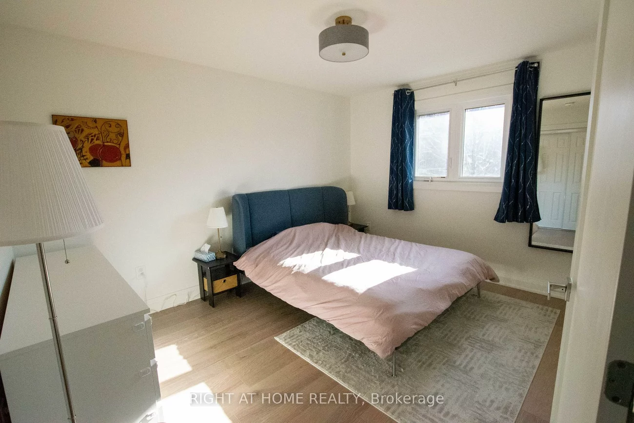 832, Leslie Valley, Huron Heights-Leslie Valley, Newmarket