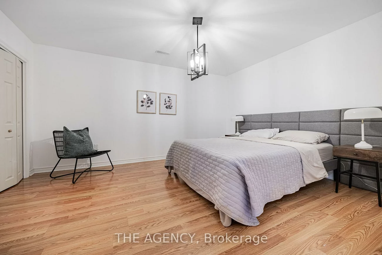 703, Madeline, Stonehaven-Wyndham, Newmarket