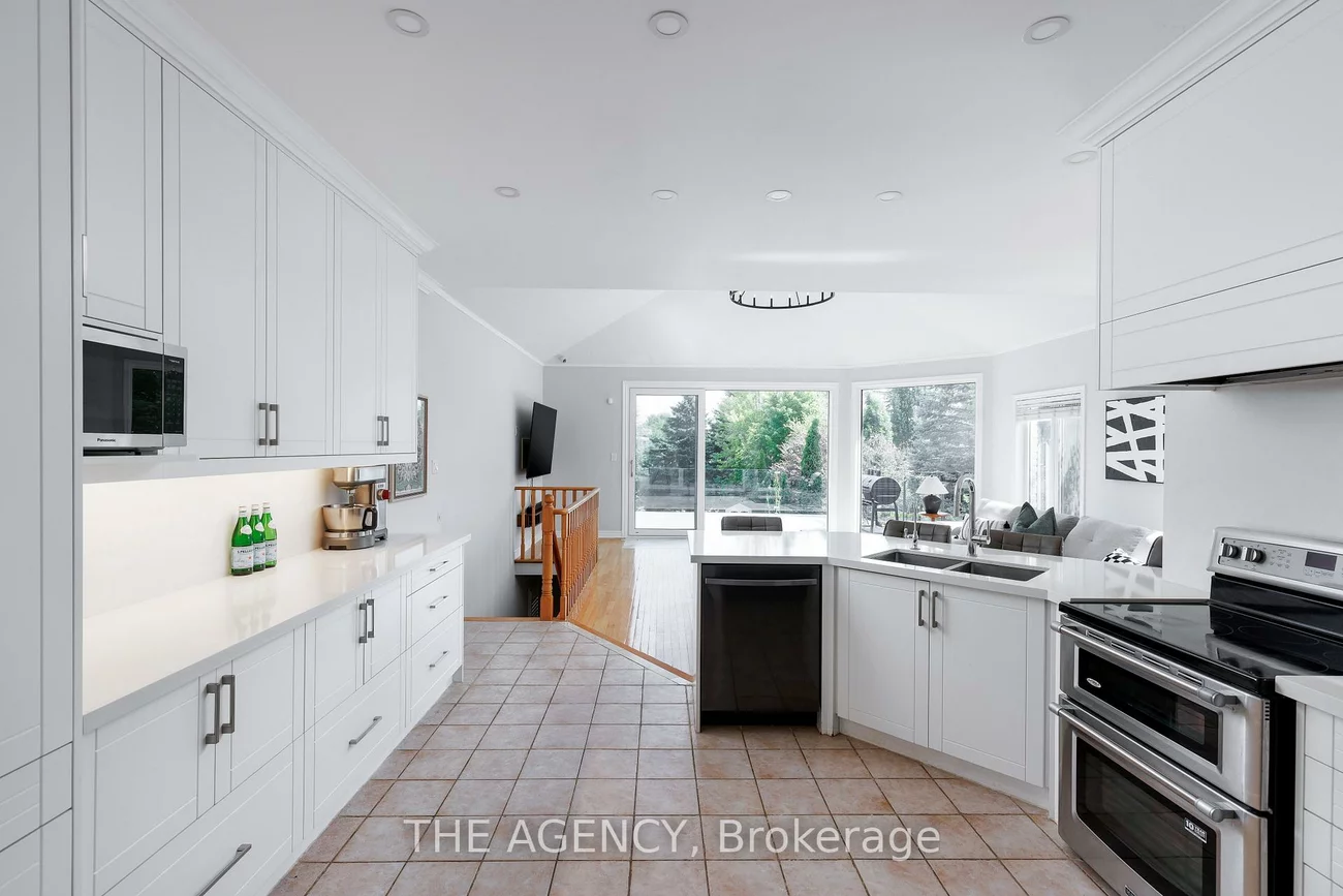 703, Madeline, Stonehaven-Wyndham, Newmarket